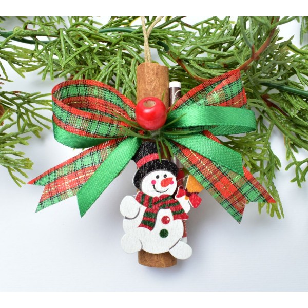 Коледна играчка с канела и късмет