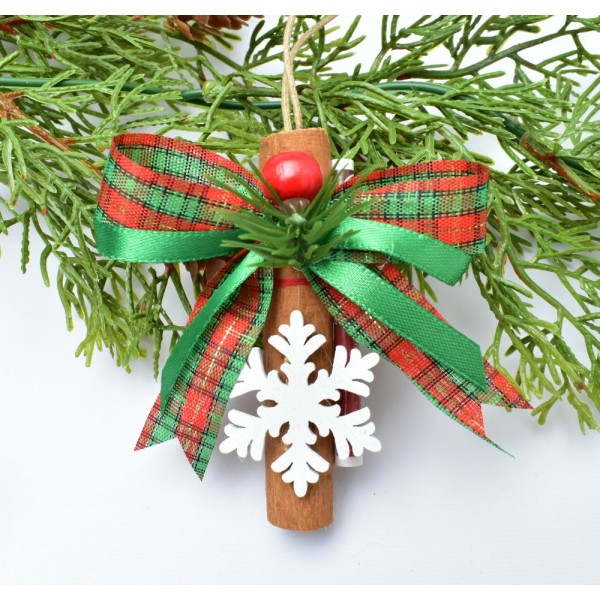 Коледна играчка с канела и късмет