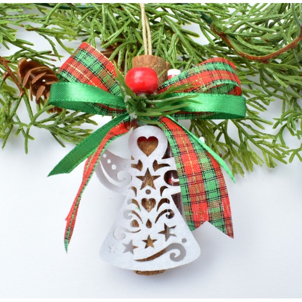 Коледна играчка с канела и късмет