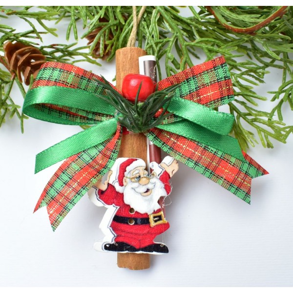 Коледна играчка с канела и късмет