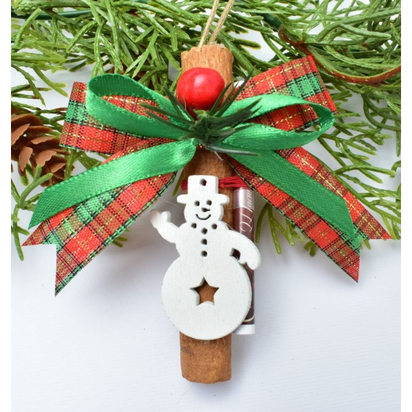 Коледна играчка с канела и късмет