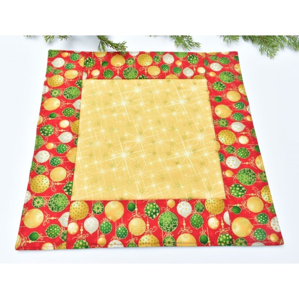 Коледно каре за маса